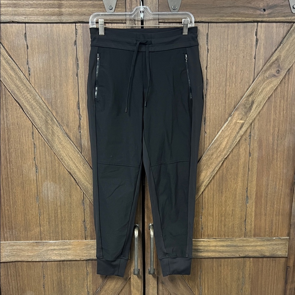 Athleta Headlands Hybrid Trek High Rise Athleisure Athletic Jogger Size 4P - Picture 5 of 10